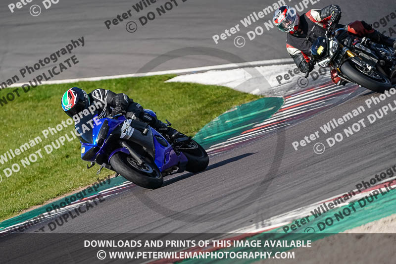 donington no limits trackday;donington park photographs;donington trackday photographs;no limits trackdays;peter wileman photography;trackday digital images;trackday photos